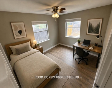 6703 Galindo St - Photo Thumbnail 11
