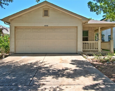 16418 Hamilton Point Cir - Photo Thumbnail 1