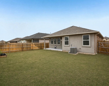 149 Mackinac Ln - Photo Thumbnail 23