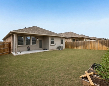 149 Mackinac Ln - Photo Thumbnail 24