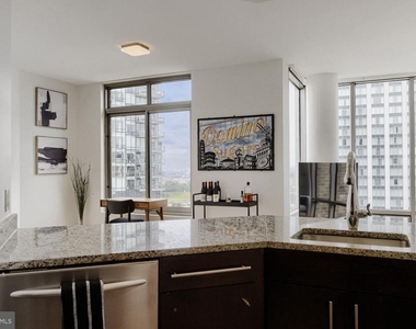 675 President Street - Photo Thumbnail 16