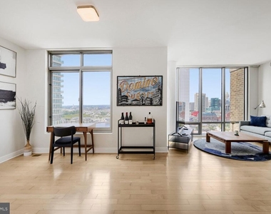 675 President Street - Photo Thumbnail 8