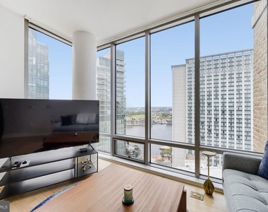 675 President Street - Photo Thumbnail 10