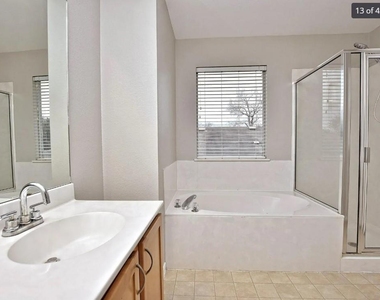 2701 Turtle River Dr - Photo Thumbnail 11