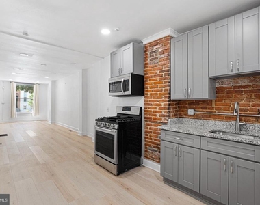 642 E Clement Street - Photo Thumbnail 6