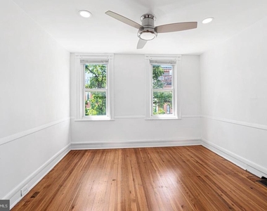 642 E Clement Street - Photo Thumbnail 13