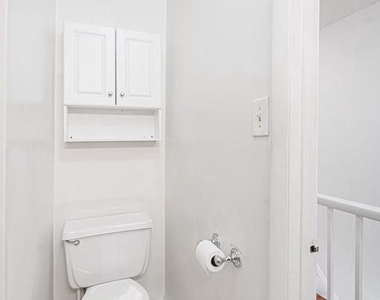 642 E Clement Street - Photo Thumbnail 16