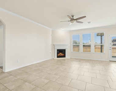 3132 Honey Peach Way - Photo Thumbnail 5