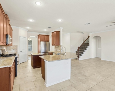 3132 Honey Peach Way - Photo Thumbnail 2