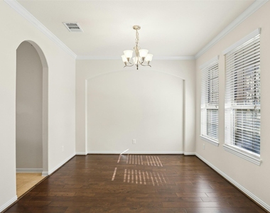 3132 Honey Peach Way - Photo Thumbnail 6