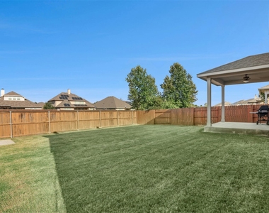 3132 Honey Peach Way - Photo Thumbnail 20