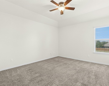 3132 Honey Peach Way - Photo Thumbnail 16