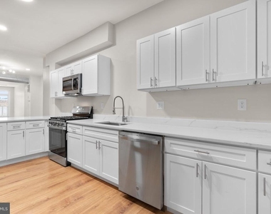 1305 Light Street - Photo Thumbnail 13