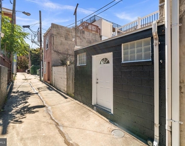 1305 Light Street - Photo Thumbnail 25