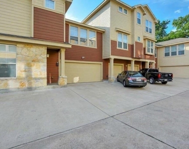 712 Franklin Blvd - Photo Thumbnail 9
