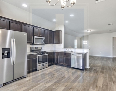 125 Frederick Dr - Photo Thumbnail 1
