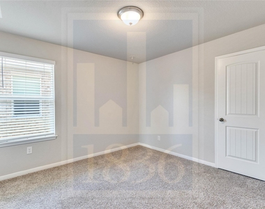 125 Frederick Dr - Photo Thumbnail 13