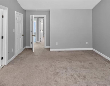 8504 Mayaone Street - Photo Thumbnail 25