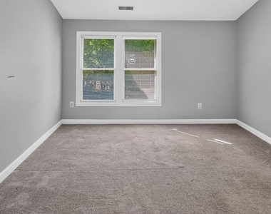 8504 Mayaone Street - Photo Thumbnail 22