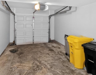8504 Mayaone Street - Photo Thumbnail 46