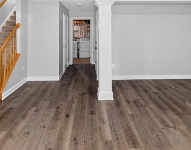 8504 Mayaone Street - Photo Thumbnail 41