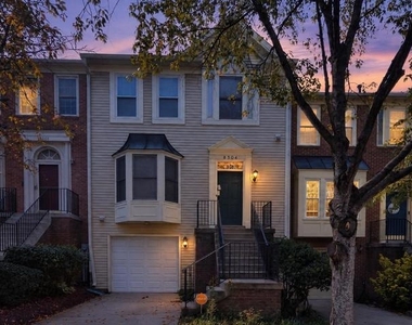 8504 Mayaone Street - Photo Thumbnail 1