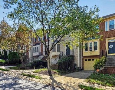 8504 Mayaone Street - Photo Thumbnail 6