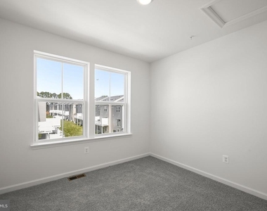 8294 Longford Road - Photo Thumbnail 22