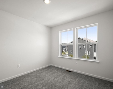8294 Longford Road - Photo Thumbnail 17