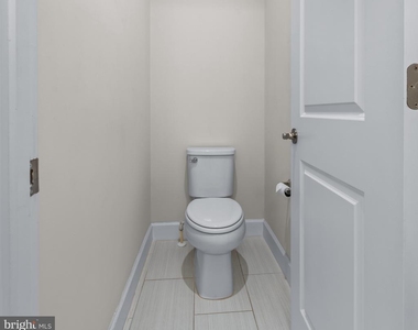 8373 Meadowood Drive - Photo Thumbnail 24