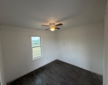 850 County Road 218 - Photo Thumbnail 6