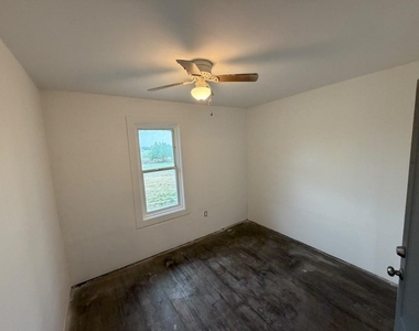 850 County Road 218 - Photo Thumbnail 7