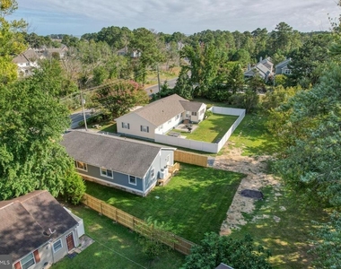 705 Country Club Road - Photo Thumbnail 9