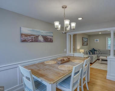 705 Country Club Road - Photo Thumbnail 4