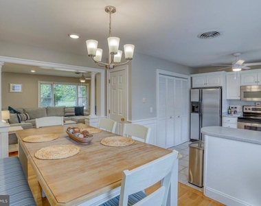 705 Country Club Road - Photo Thumbnail 27