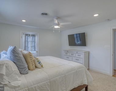705 Country Club Road - Photo Thumbnail 44