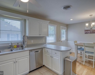 705 Country Club Road - Photo Thumbnail 30
