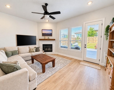 336 Darley Oak Dr - Photo Thumbnail 2