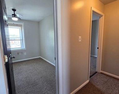 304 Concord Avenue - Photo Thumbnail 6