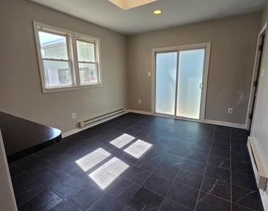 304 Concord Avenue - Photo Thumbnail 16