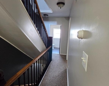 304 Concord Avenue - Photo Thumbnail 13