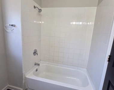 304 Concord Avenue - Photo Thumbnail 3