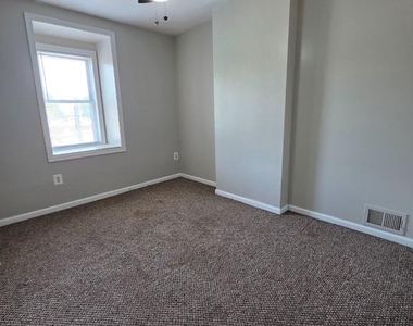 304 Concord Avenue - Photo Thumbnail 7