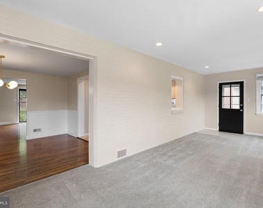 308 Delaware Avenue - Photo Thumbnail 13
