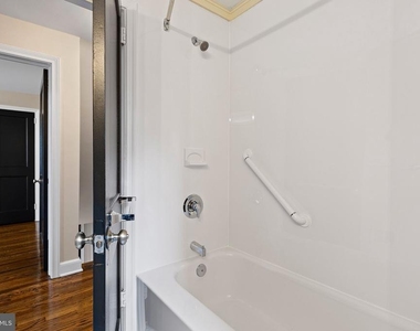 308 Delaware Avenue - Photo Thumbnail 16