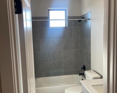 2500 Forest Creek Dr - Photo Thumbnail 25