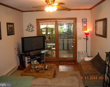 386 N High Street Extended Street - Photo Thumbnail 3