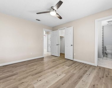 2401 Lasso Dr - Photo Thumbnail 21
