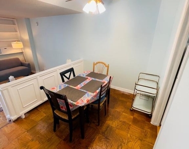 2201 L Street Nw - Photo Thumbnail 4