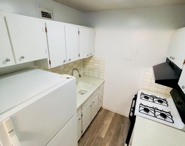 2201 L Street Nw - Photo Thumbnail 8